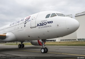 A320neo MSN7126 LATAM roll out-003