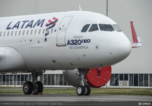 A320neo MSN7126 LATAM roll out-020
